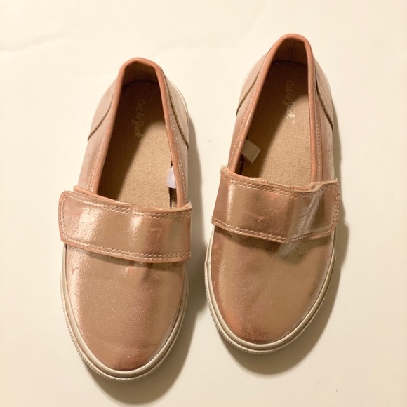 Cat & Jack metallic pink tennis shoes - Picture 6 of 7
